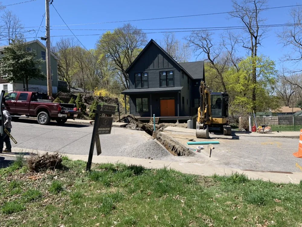 Custom garden landscaping experts serving Wallkill, NY - B & B Landscaping & Lawn Care