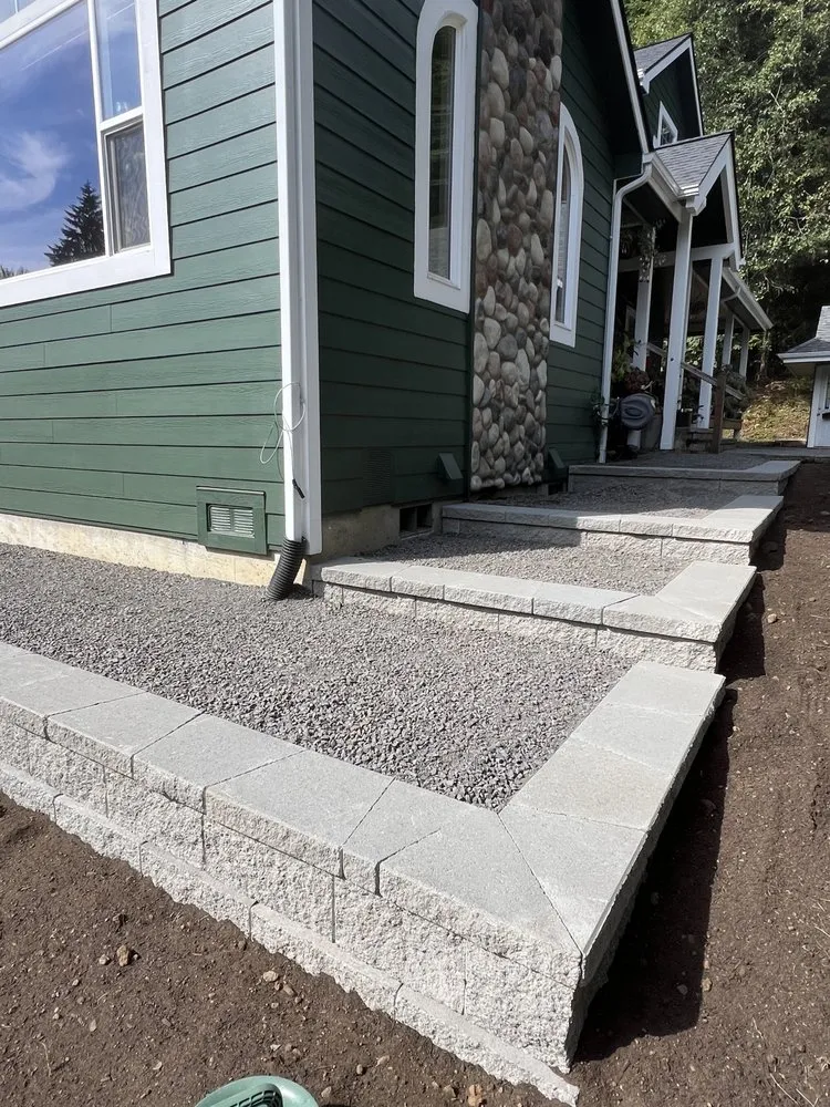 Top-rated yard maintenance in Kelso, WA - B & B Landscaping Services