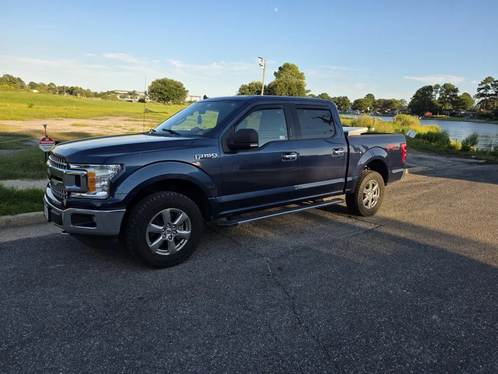 Reliable yard cleanup service for beautiful yards in Norfolk, VA by B & B Lawn Care