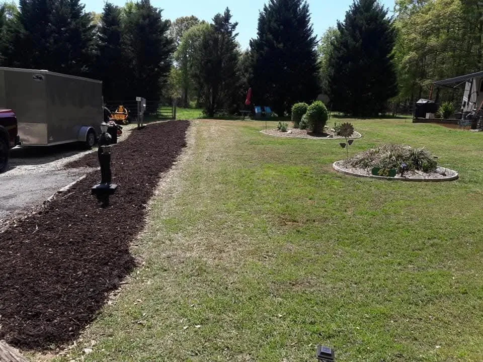 Professional residential landscaping in Clinton, SC by B & B Lawncare