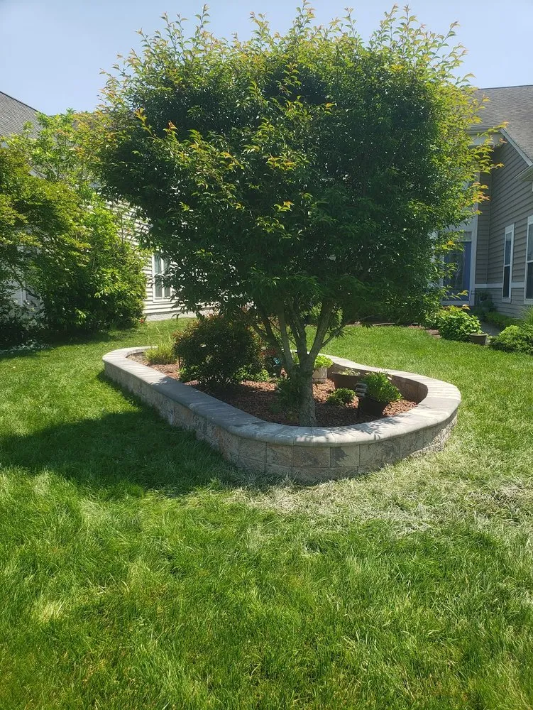Top-rated yard maintenance for beautiful yards across Bridgeville, DE - B & B Stonework