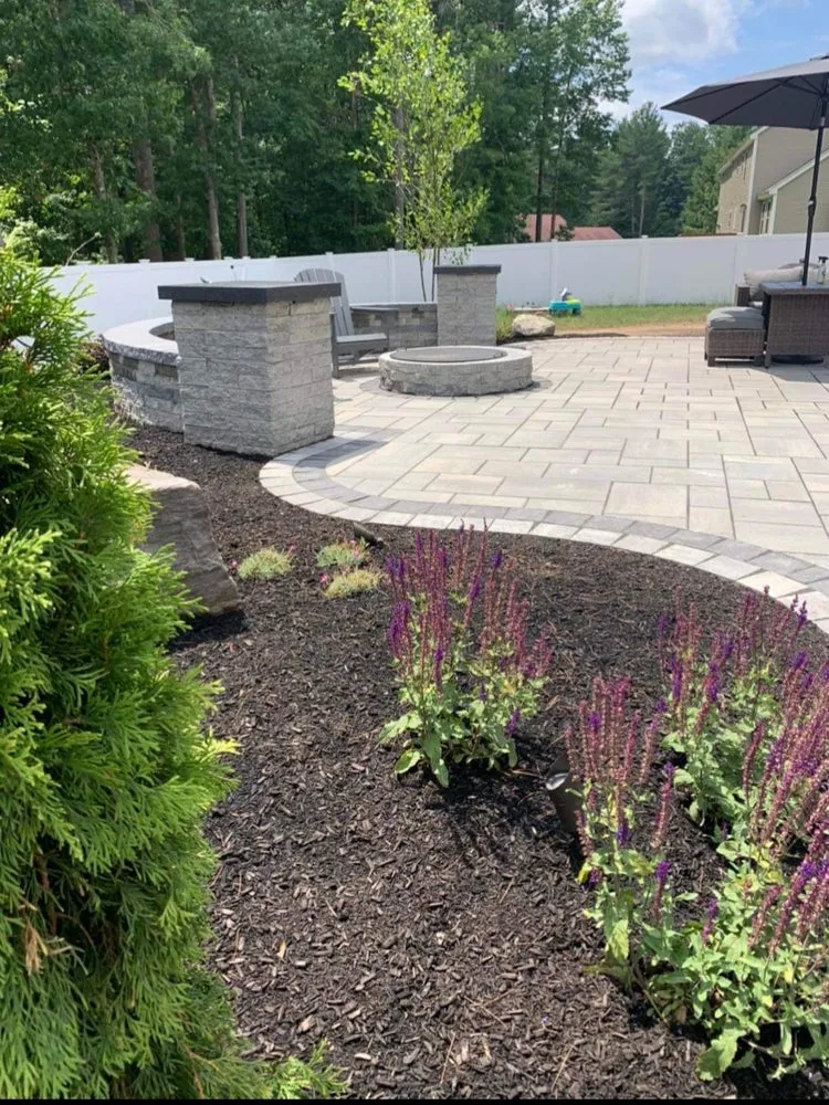 Local yard cleanup service for beautiful yards across Windham, NH - B & C Landscaping