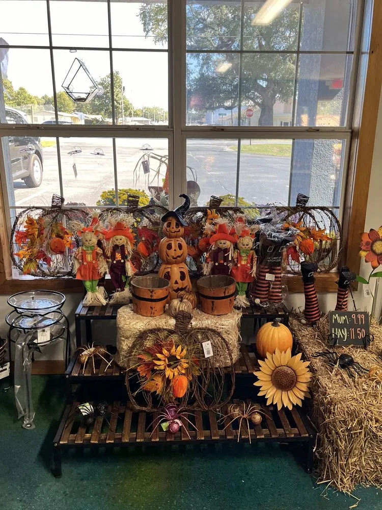 Custom garden landscaping experts serving Pace, FL - B & C Nursery