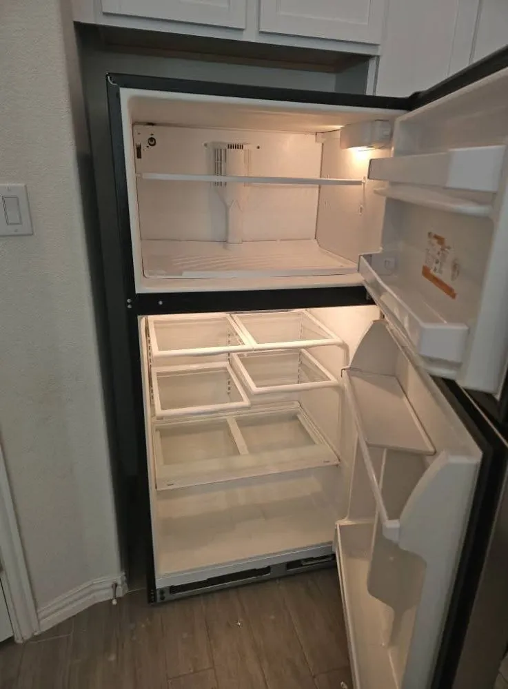 Trusted yard maintenance in lake Dallas, TX by B & C Services