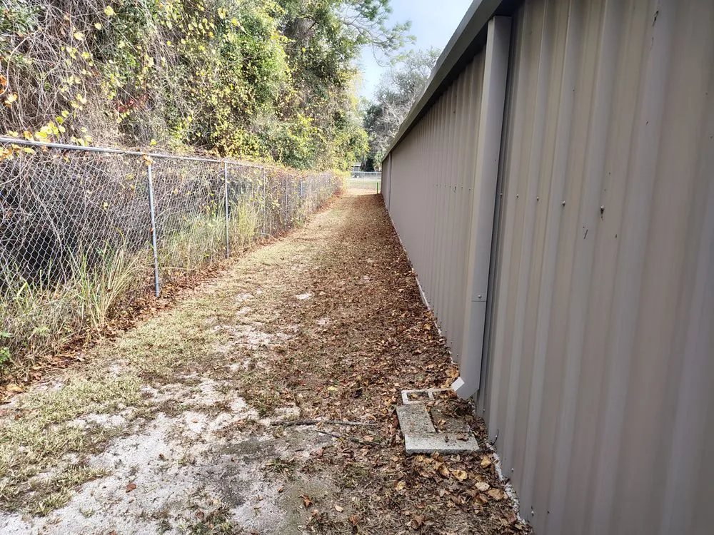 Local garden landscaping in Summerfield, FL by B & D Lawn Maintenance