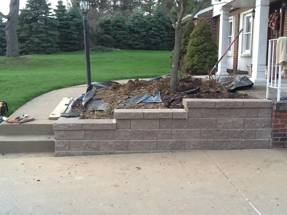 Reliable landscaping services for beautiful yards in Pittsburgh, PA by B & D Proscape