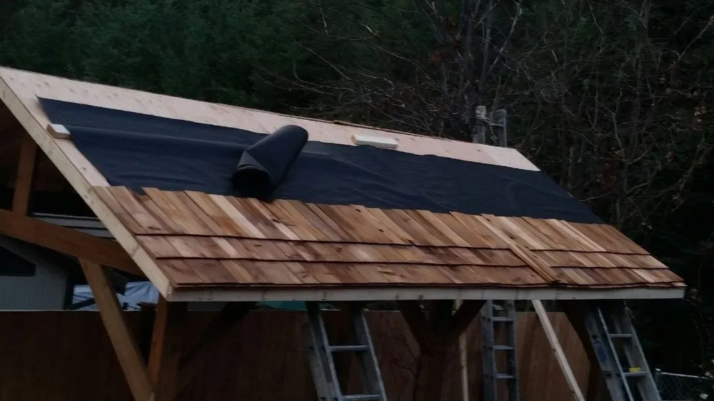 Top-rated yard maintenance with custom design in Auburn, WA by B & G Landscaping