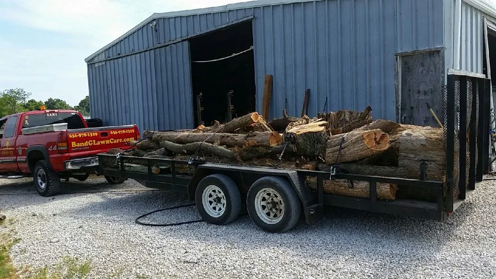 Reliable yard maintenance in Ofallon, MO by B & G Lawn Care