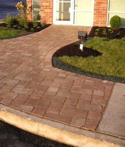 Local garden landscaping in St Charles, IL - B & L Landscaping Contractors