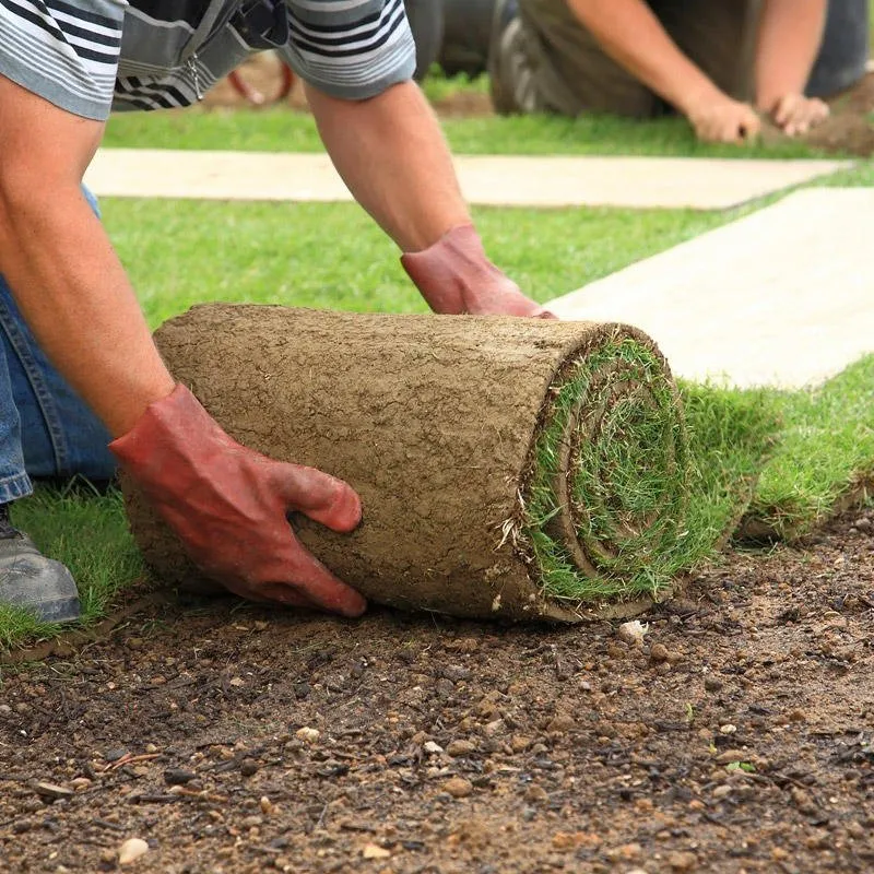 Expert outdoor landscaping experts serving St Charles, IL - B & L Landscaping Contractors