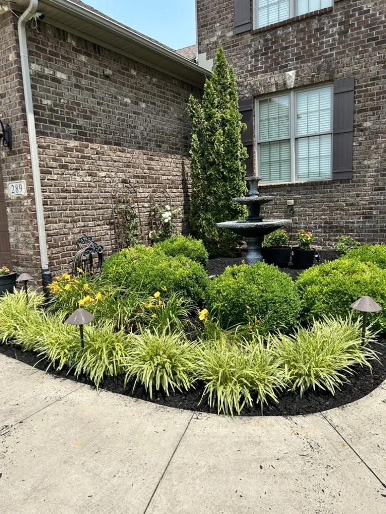 Reliable landscape design with custom design in Richmond, KY by B & R Lawncare and Landscaping