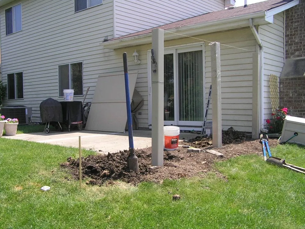 Custom lawn care service with custom design in Bolingbrook, IL by B & S Landscaping