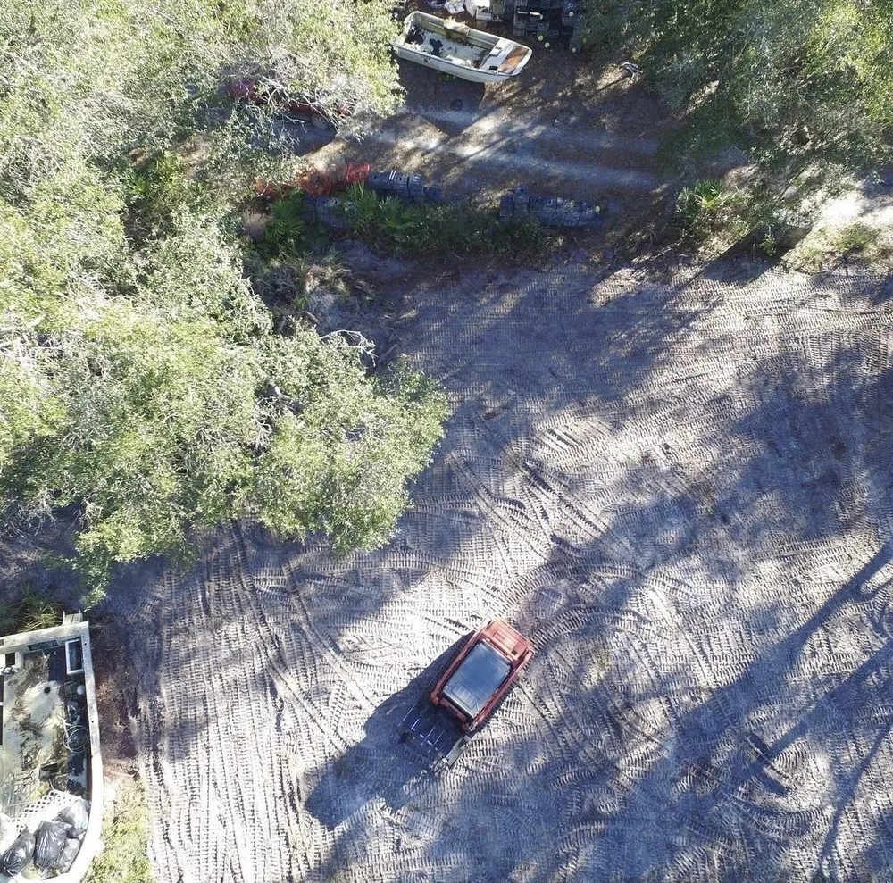 Reliable lawn mowing service experts serving Vero Beach, FL - B & S Lawn Service