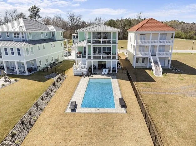 Affordable residential landscaping in Sneads Ferry, NC - B A H Landscapes & Hardscapes