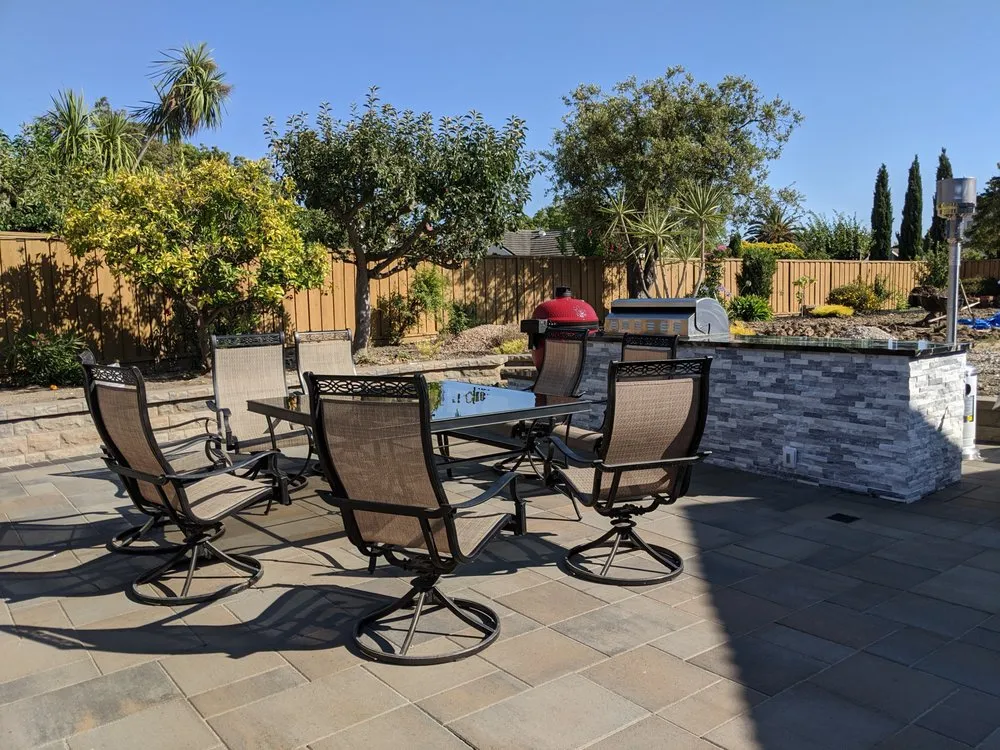 Reliable yard maintenance in Pasadena, CA - B A Pavers and Landscape