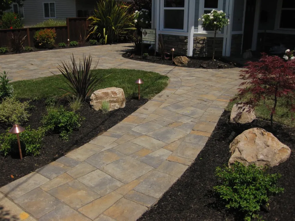 Top-rated lawn care service in Pasadena, CA - B A Pavers and Landscape