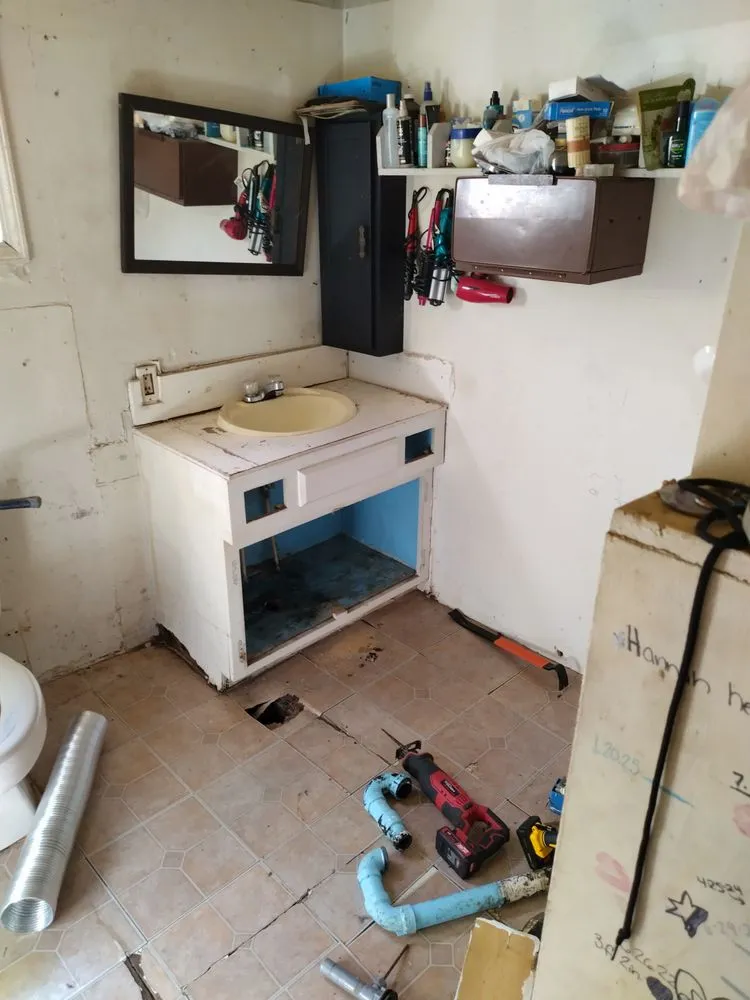 Custom lawn mowing service experts serving Clay City, KY - B And B Home Improvement