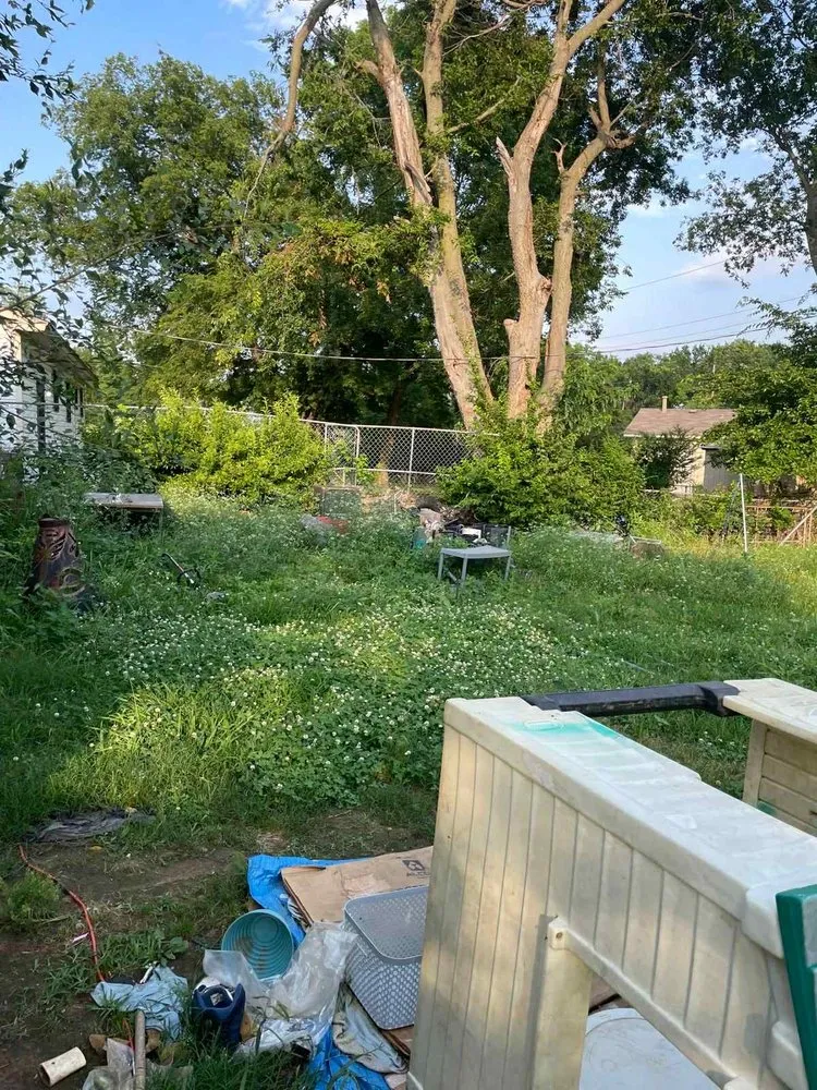 Professional yard cleanup service near you across Tulsa, OK - B D Lawn Landscaping