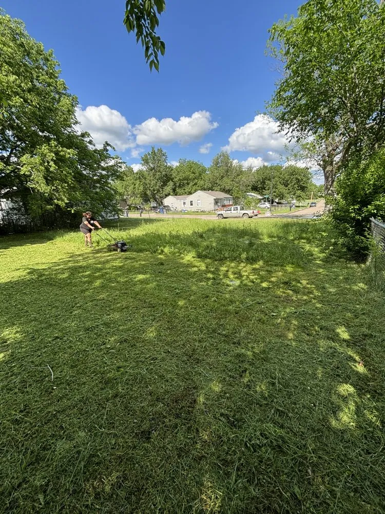 Trusted landscaping services in Tulsa, OK - B D Lawn Landscaping