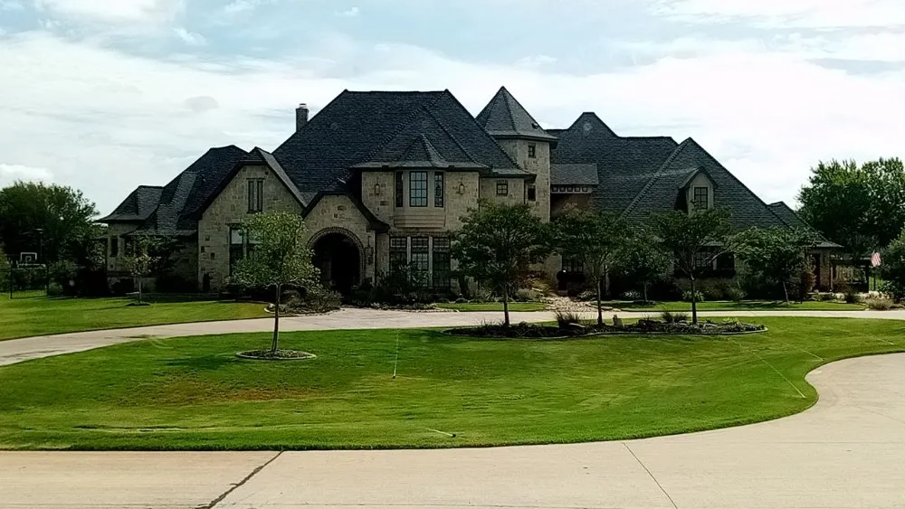 Local residential landscaping in Dallas, TX - B I D I T landsculpture