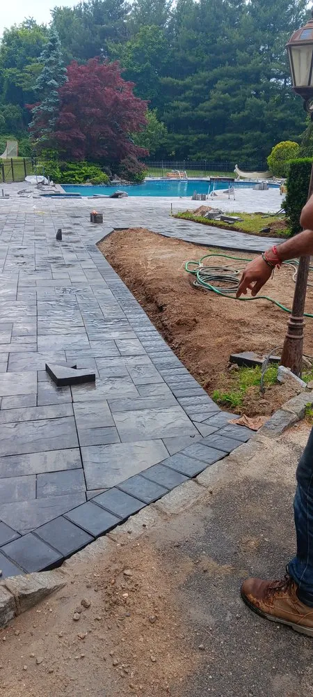 Reliable outdoor landscaping experts serving Coram, NY - B Installation