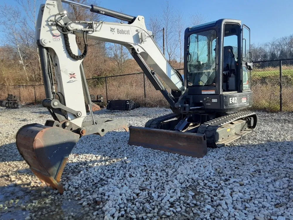 Top-rated residential landscaping for homes across Warrenton, MO - B K Dwyer Landscaping