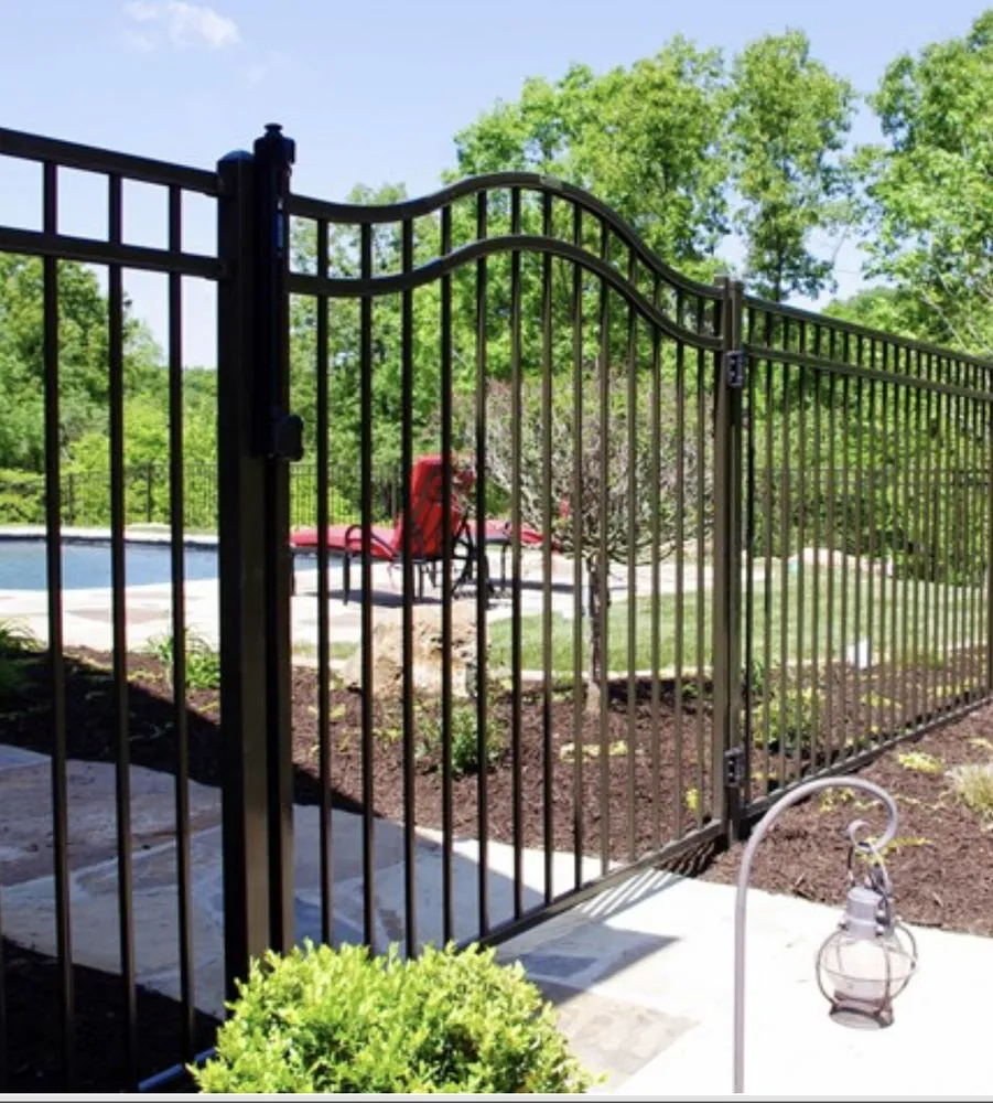 Reliable lawn care service experts serving Winchester, TN - B Mo’s Lawn Care