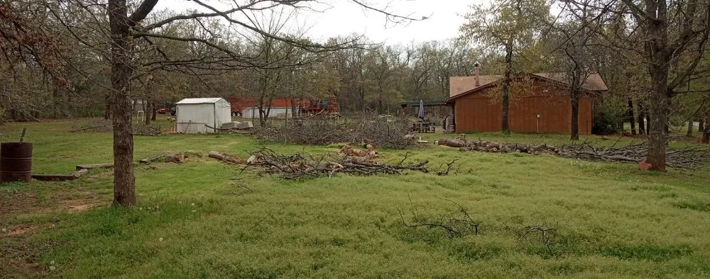 Expert outdoor landscaping experts serving McLoud, OK - B N K Lawn And Tree Services