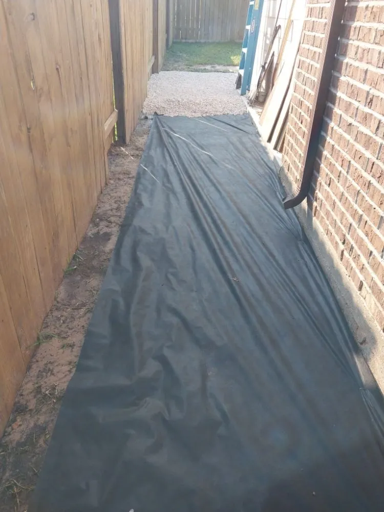 Local lawn mowing service near you in Highlands, TX by B Scapes