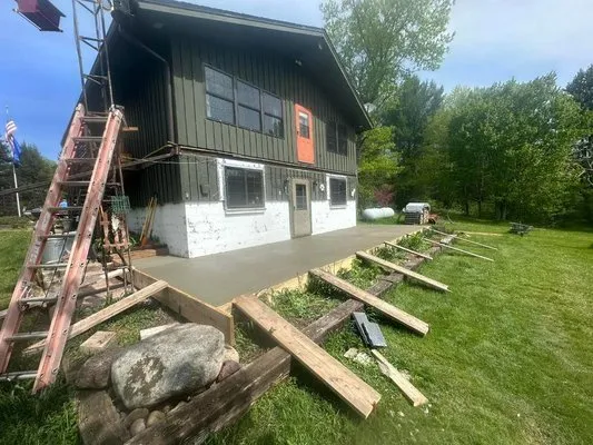 B Sidenbender Landscaping & Concrete
