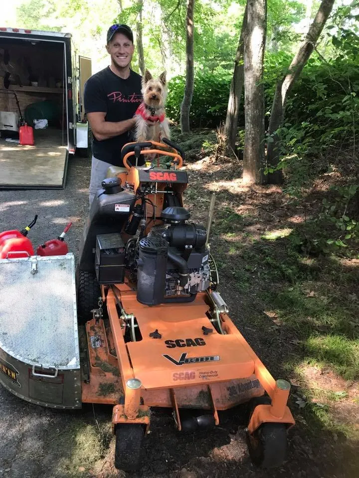 Reliable yard cleanup service experts serving Narragansett, RI - B Souza Horticultural