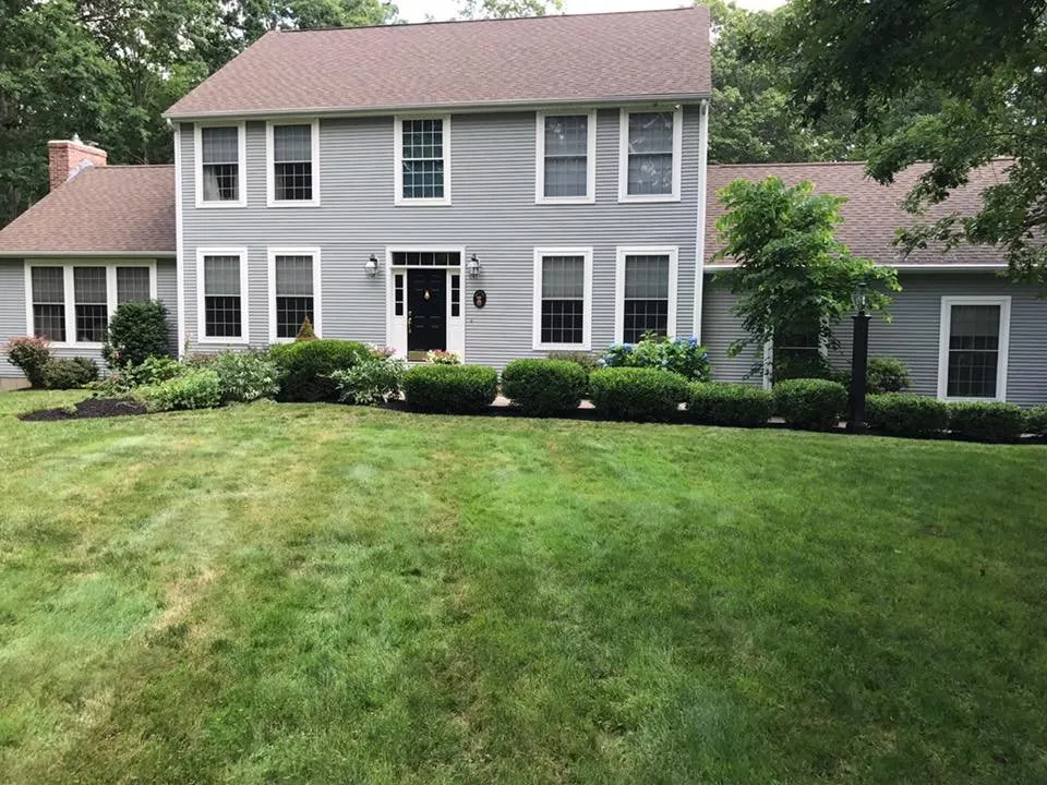 Trusted garden landscaping in Narragansett, RI by B Souza Horticultural