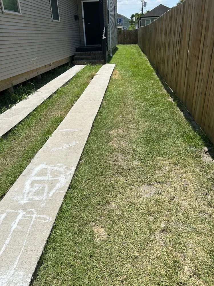 Custom garden landscaping near you across New Orleans, LA - B Wells Landscaping