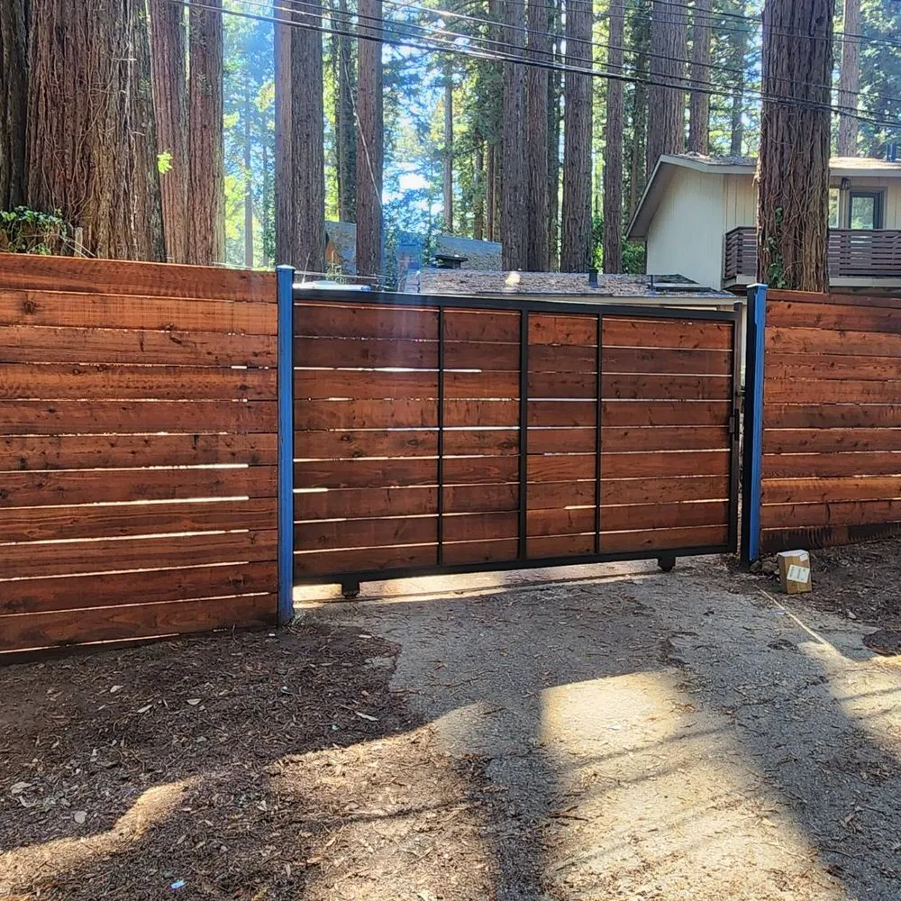 Expert yard cleanup service experts serving Redwood City, CA - B3 Landscaping