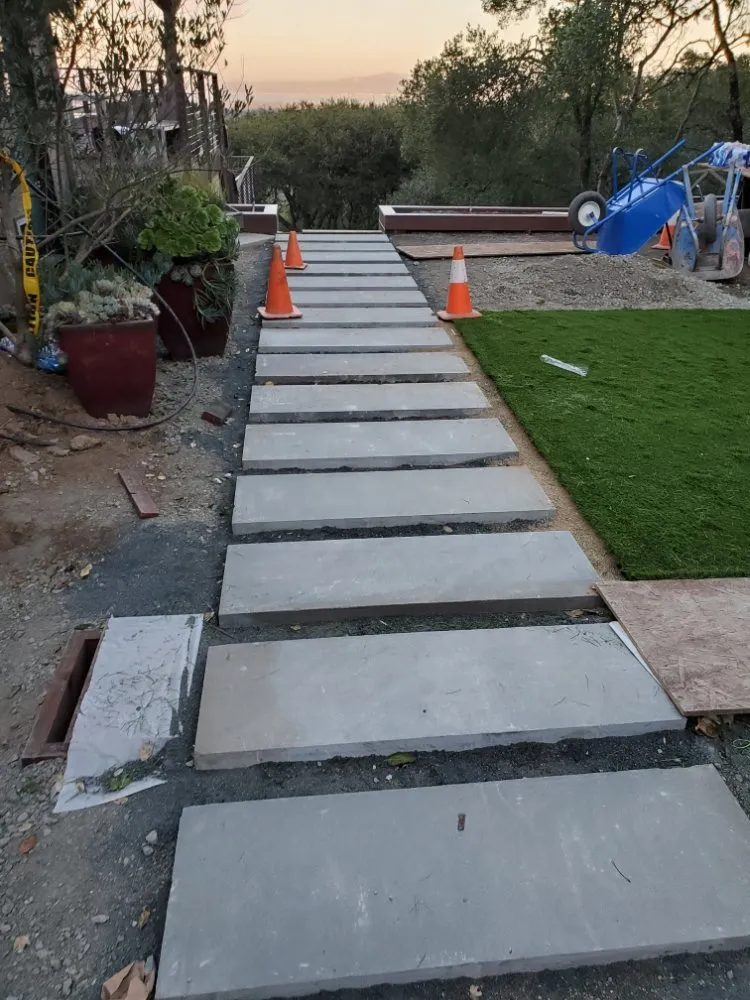 Trusted yard maintenance experts serving Redwood City, CA - B3 Landscaping