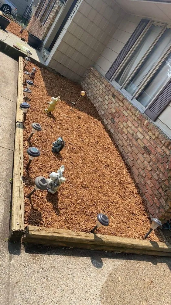 Top-rated residential landscaping experts serving Des Moines, IA - B&A Hauling & Lawn Care