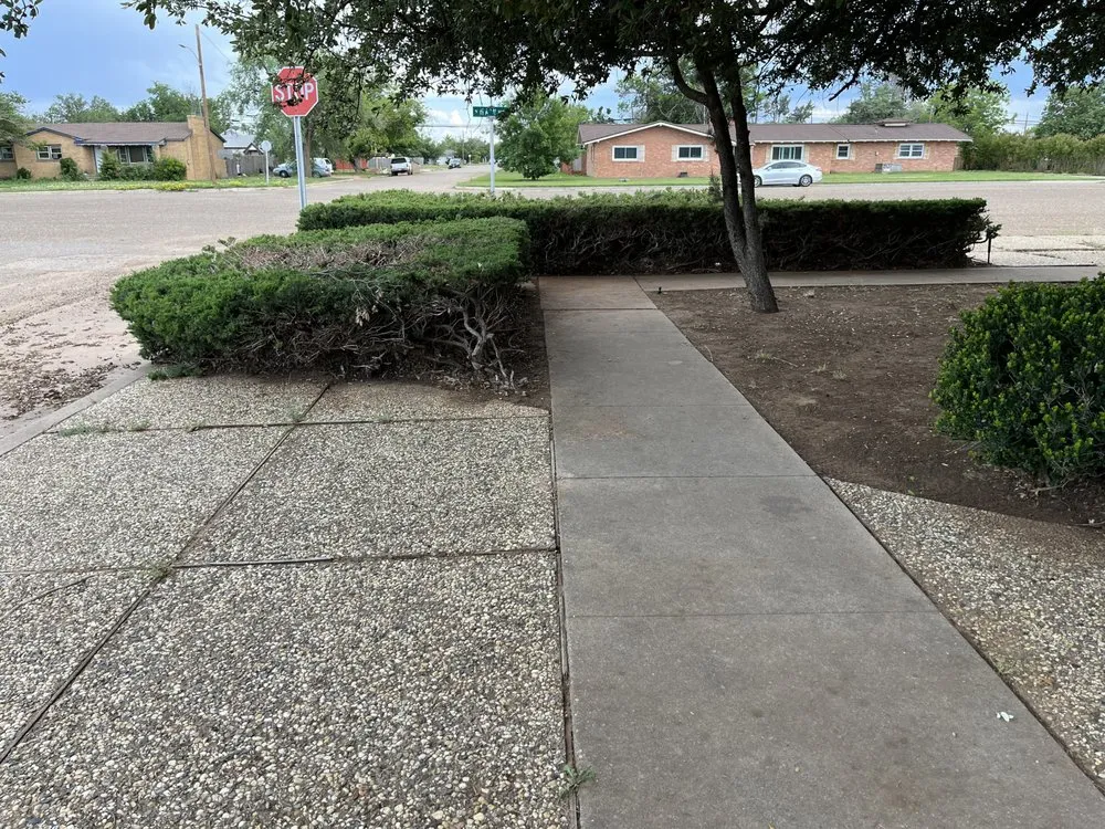 Affordable garden landscaping experts serving Post, TX - B&A Lawn Care