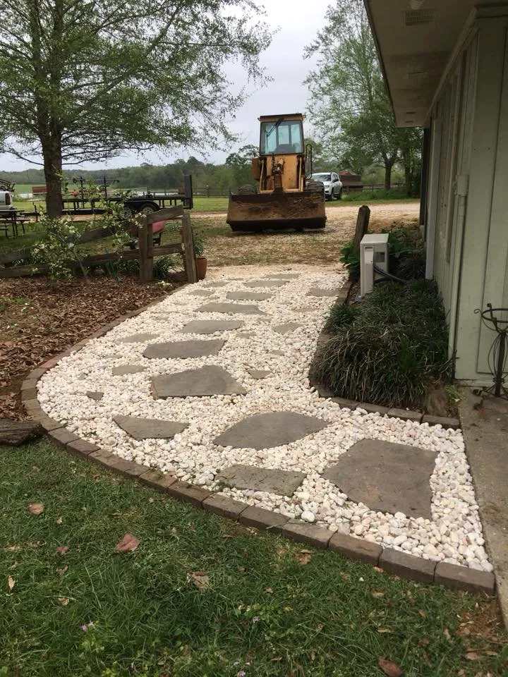 Local yard cleanup service in Robertsdale, AL - B&A Lawn Care