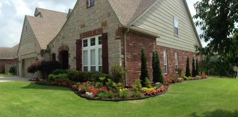 Top-rated landscape installation in Broken Arrow, OK by BA Lawns & Landscaping