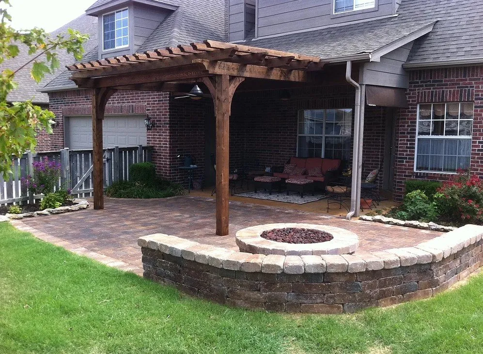 Top-rated outdoor landscaping in Broken Arrow, OK by BA Lawns & Landscaping