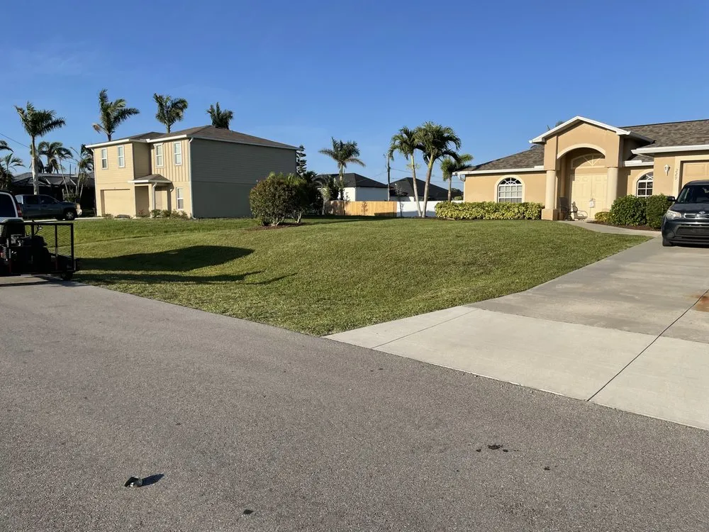 Top-rated garden landscaping in Murdock, FL - Babins Lawn Service