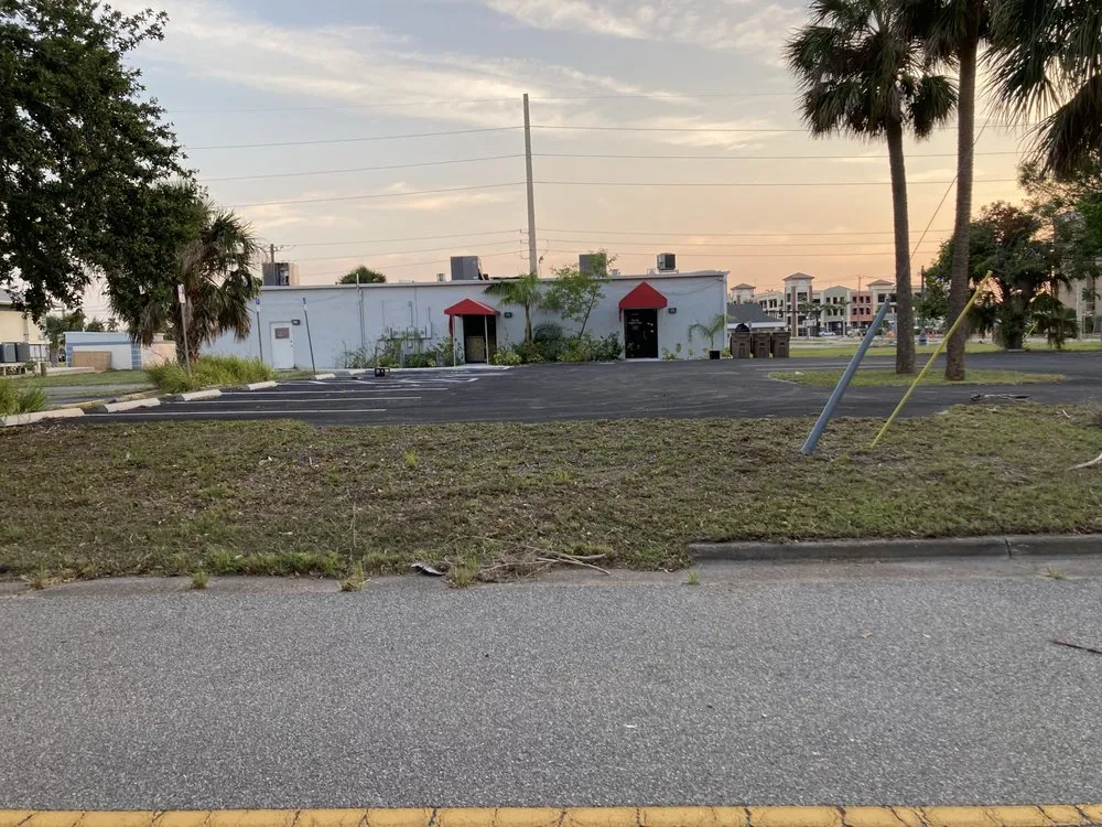 Local lawn care service in Murdock, FL - Babins Lawn Service