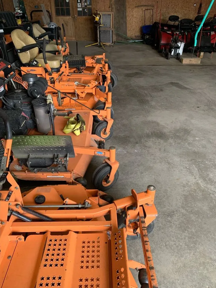 Custom lawn care service in Oconomowoc, WI - Bachmeier Custom Lawn Care