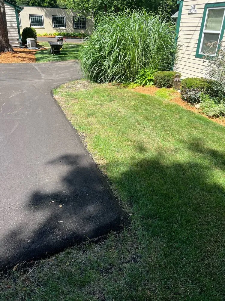 Custom garden landscaping near you across Oconomowoc, WI - Bachmeier Custom Lawn Care