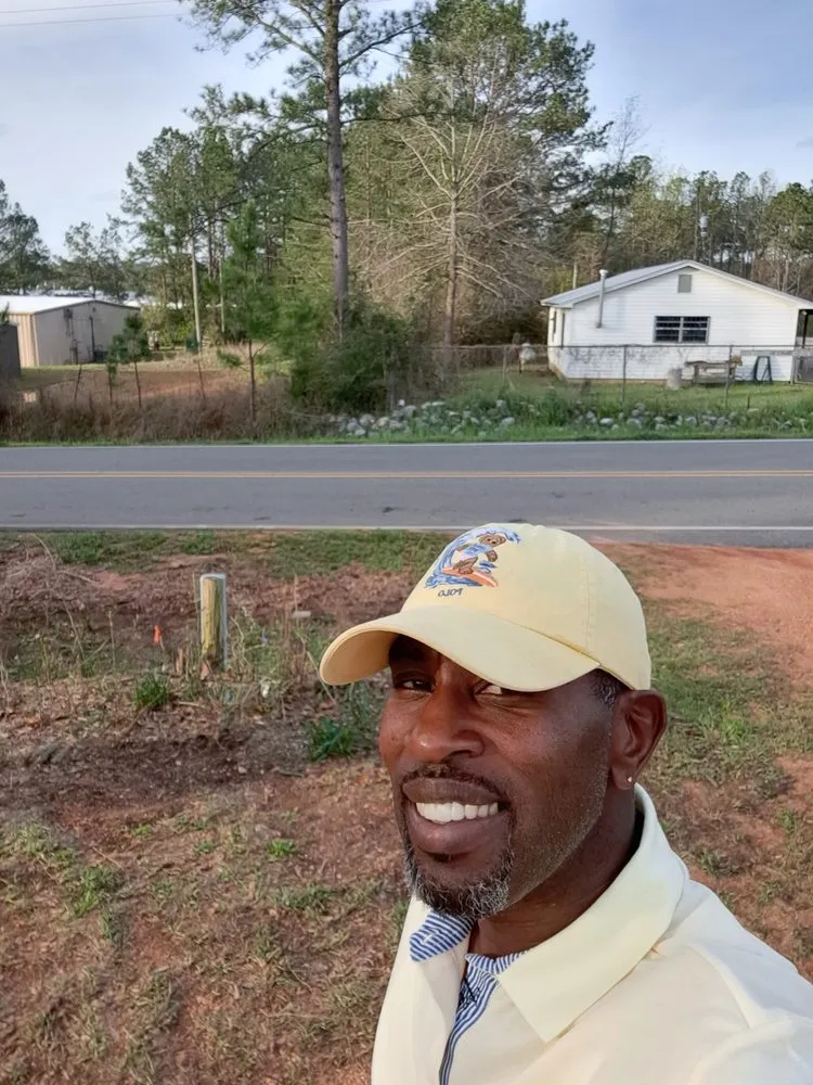 Top-rated residential landscaping experts serving Camden, AL - Backend Kutz