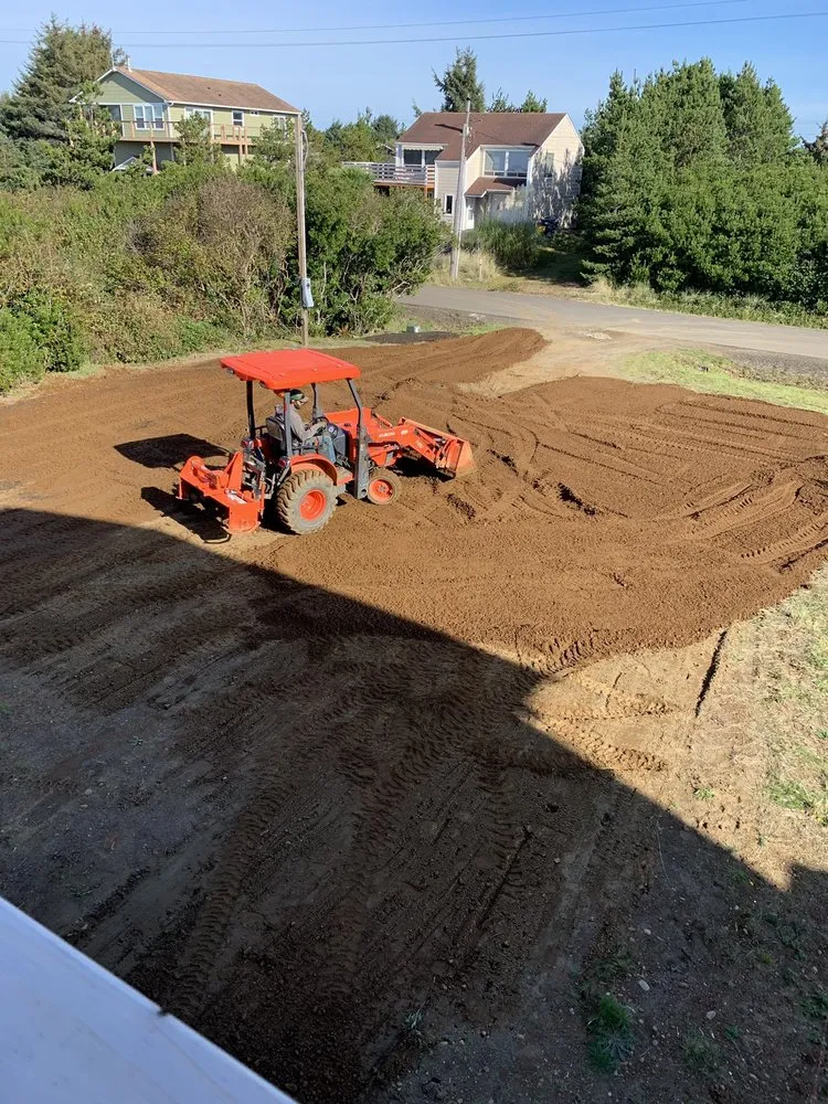 Affordable landscaping services for residential properties in Hoquiam, WA by Backhoe Northwest