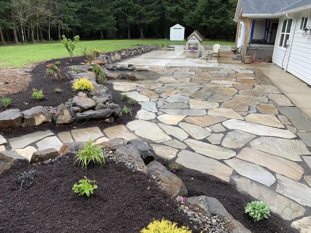 Top-rated lawn care service in Longview, WA by Backyard Blitz