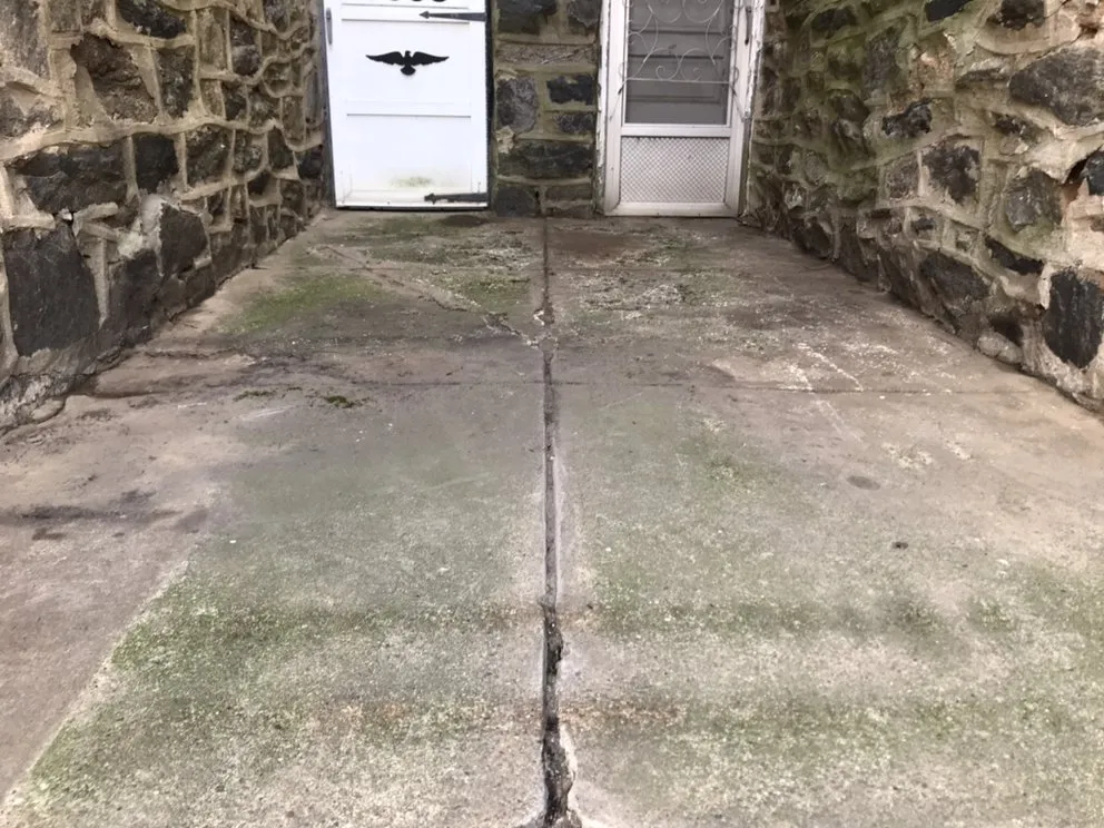 Expert lawn mowing service experts serving Philadelphia, PA - Backyard Bully