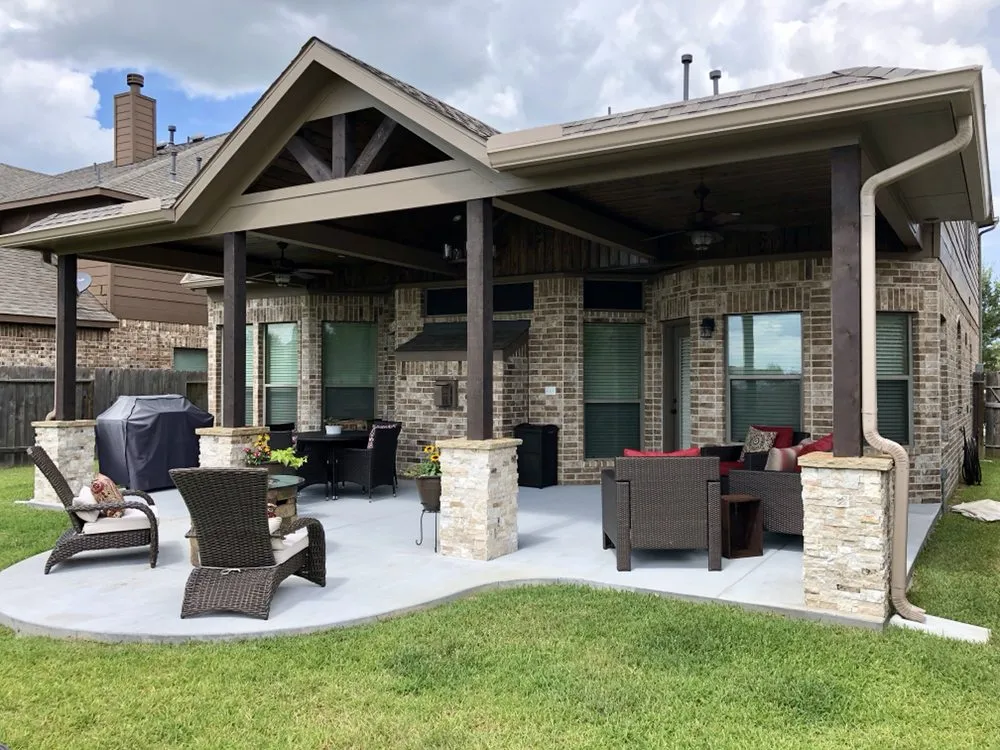 Custom yard maintenance experts serving Cypress, TX - Backyard Luxuries