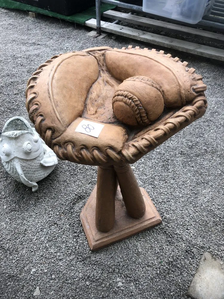 Custom residential landscaping for homes in Flint, MI by Backyard Oasis Pond & Garden Center